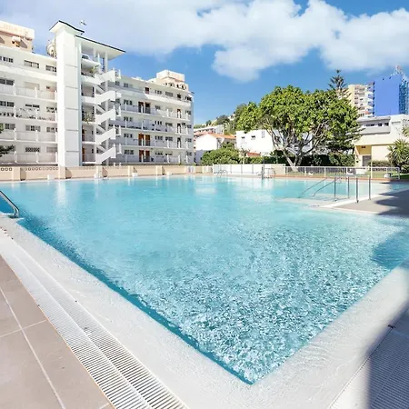 Bhost - Roca Castle Apartment Torremolinos Exterior photo